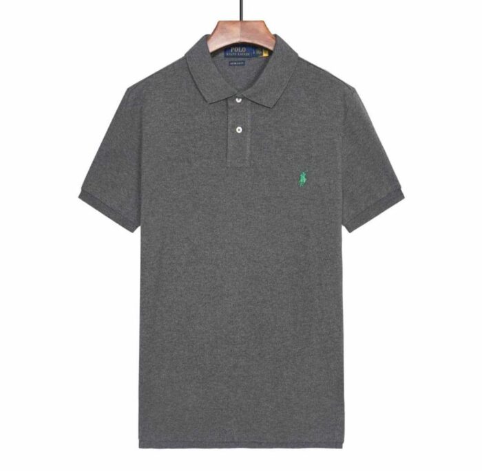 ASH Ralph Lauren Short-Sleeved With A Turnover Collar