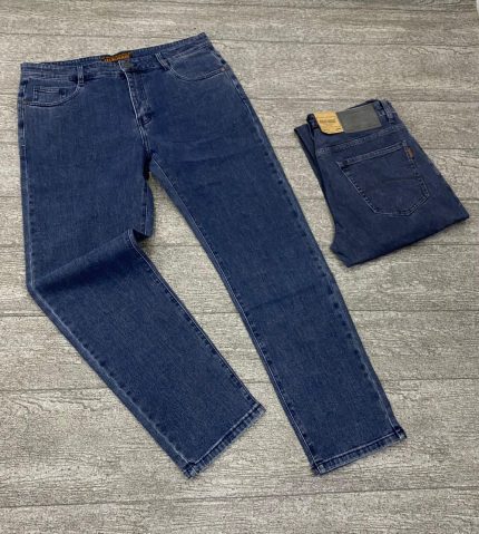 Men’s Plain Straight Cut Jeans