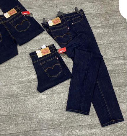 Men’s Plain Straight Cut Jeans