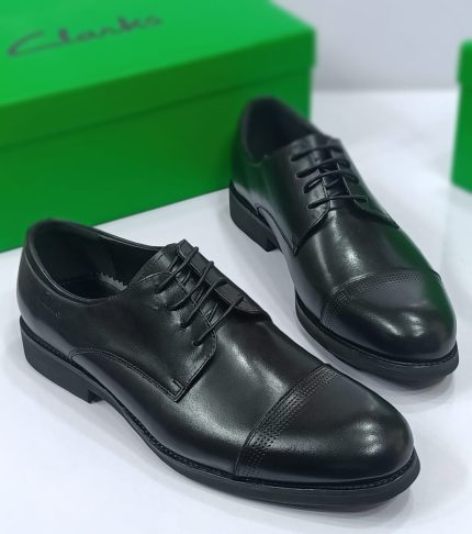 Black Leather Clark Men’s Shoes
