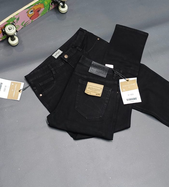 Men’s Plain Straight Cut Jeans