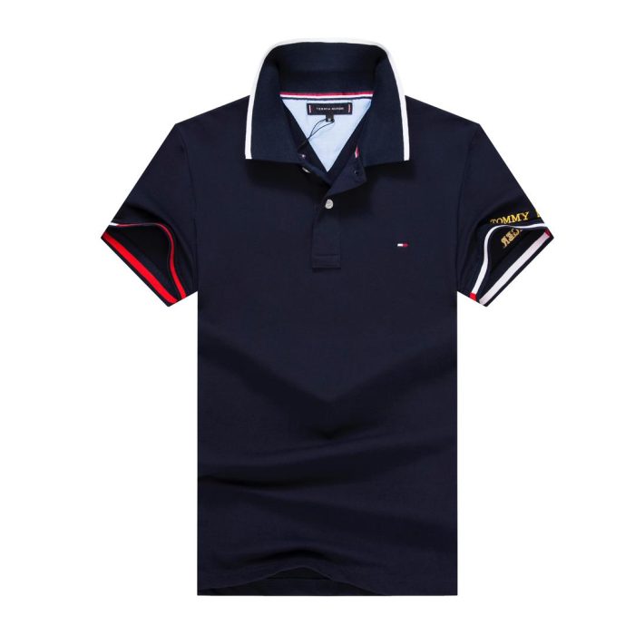 Tommy Short-Sleeved Polo With A Turnover Collar