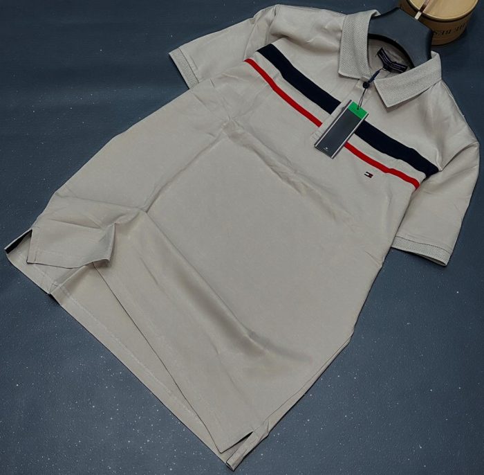 Classic Tommy Short-Sleeved Polo With A Turnover Collar