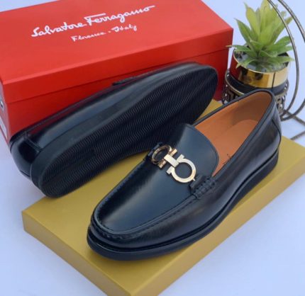 Black Leather Ferragamo Chain Strap Men’s Shoes