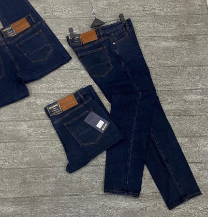 Men’s Plain Straight Cut Jeans