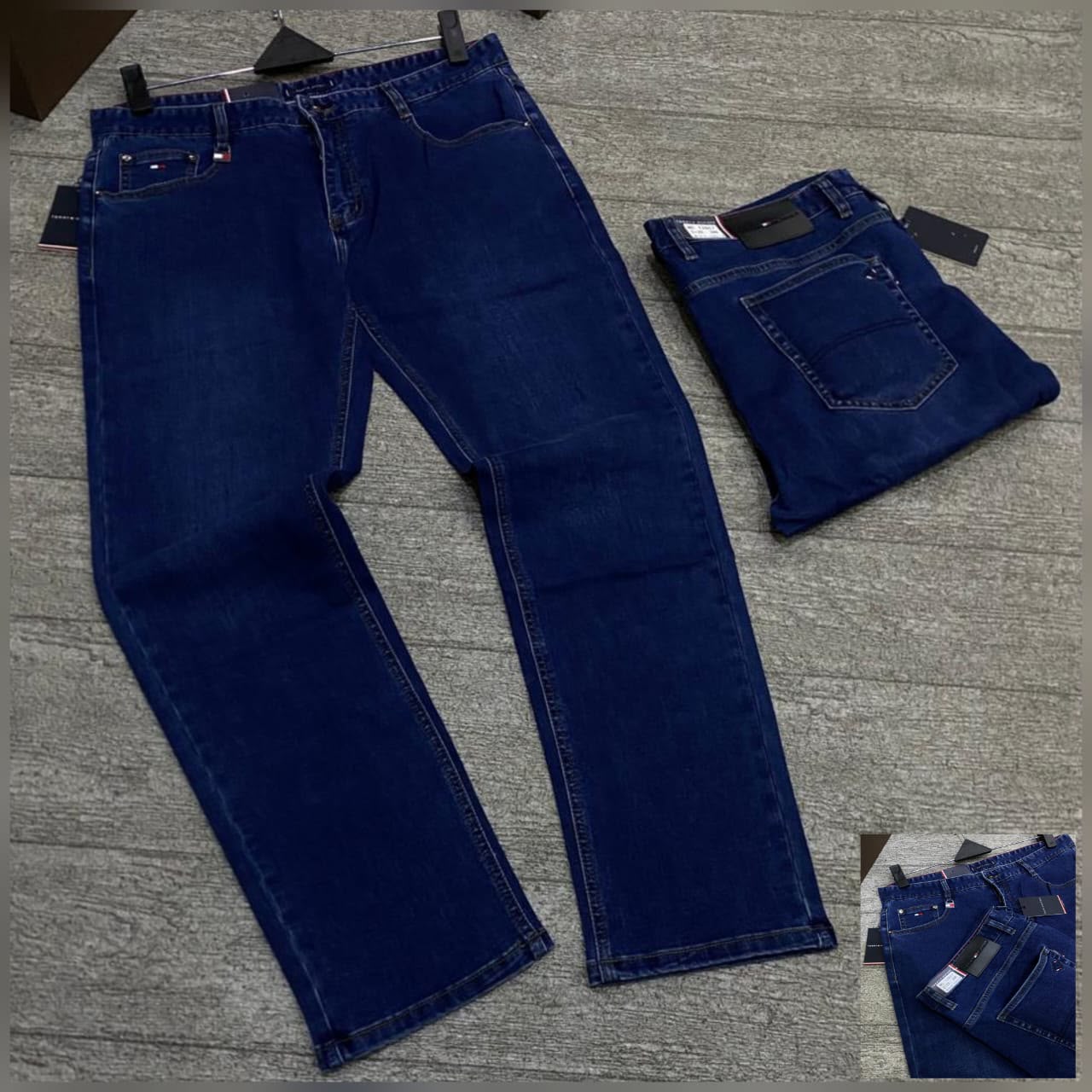 28d5cb82-6c69-446a-9372-20421aca7257 Men’s Plain Straight Cut Jeans