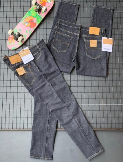Men’s Plain Straight Cut Jeans