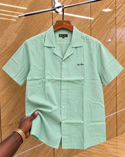 A Classic Loro Piana Custom-Fit Logo-Embroidered Men’s Short Sleeve Linen Shirt