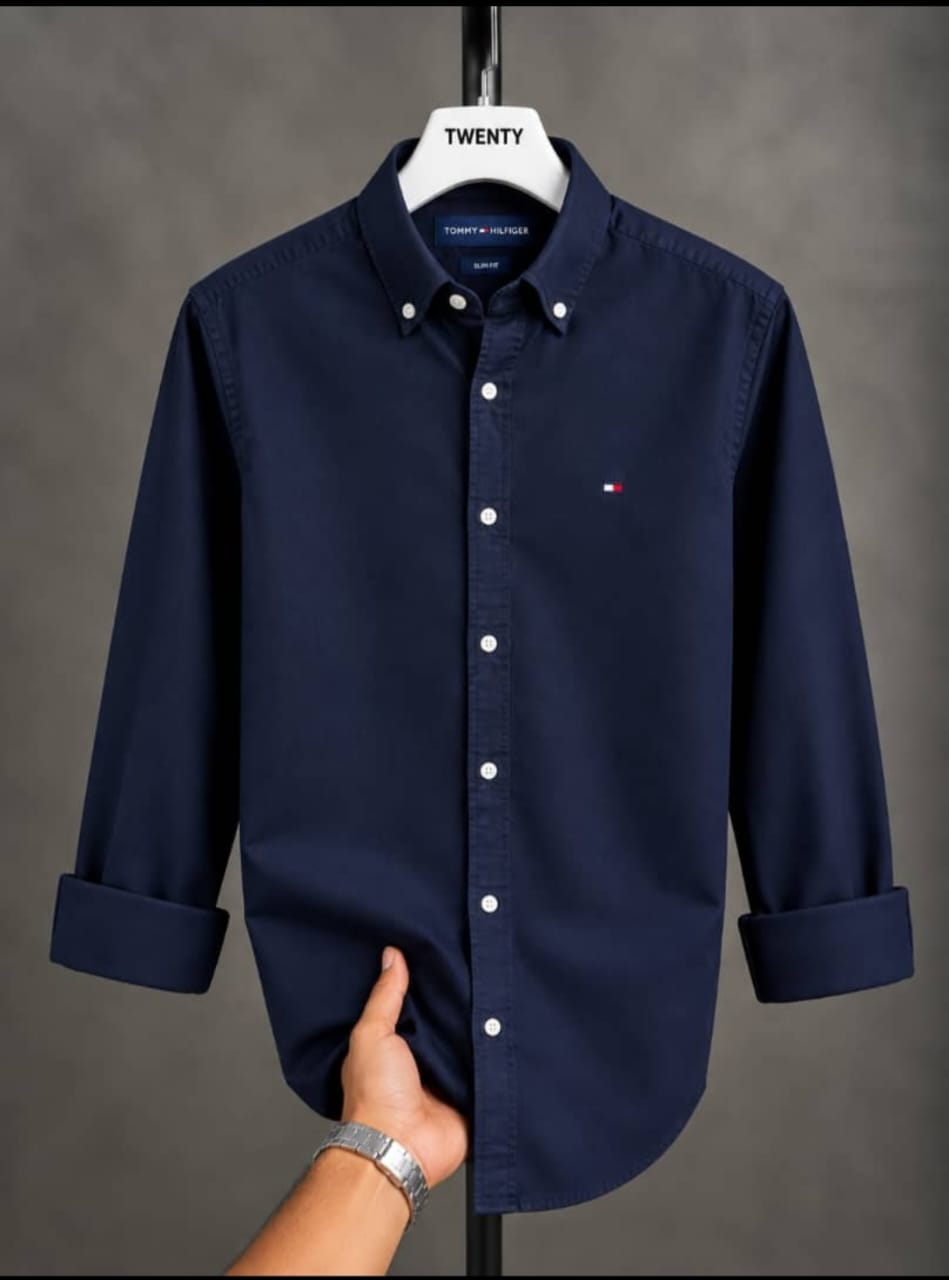 368dbcd3-a4ad-4d7d-a5de-312c9ea061ae A Classic THF Custom-Fit Logo-Embroidered Men’s Long Sleeve Oxford Cotton Shirt