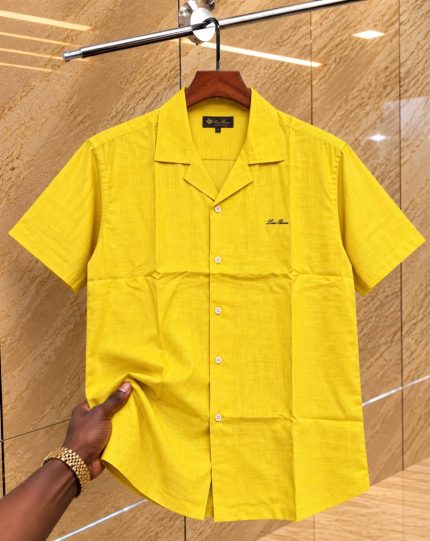 A Classic Loro Piana Custom-Fit Logo-Embroidered Men’s Short Sleeve Linen Shirt