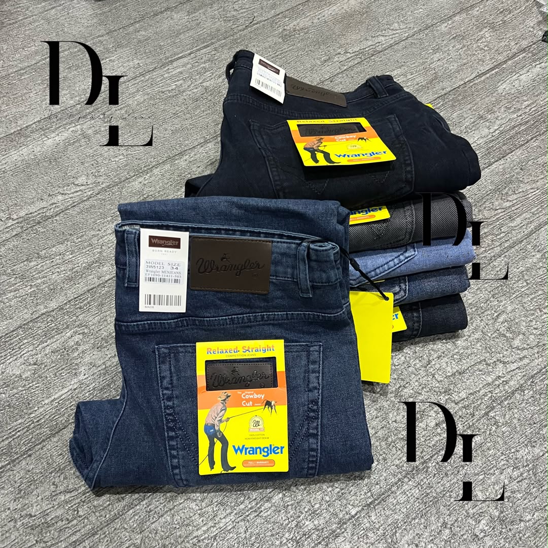 a395062a-e965-40c6-9da4-d36df15e7a8f Men Straight Cut Jean WRG